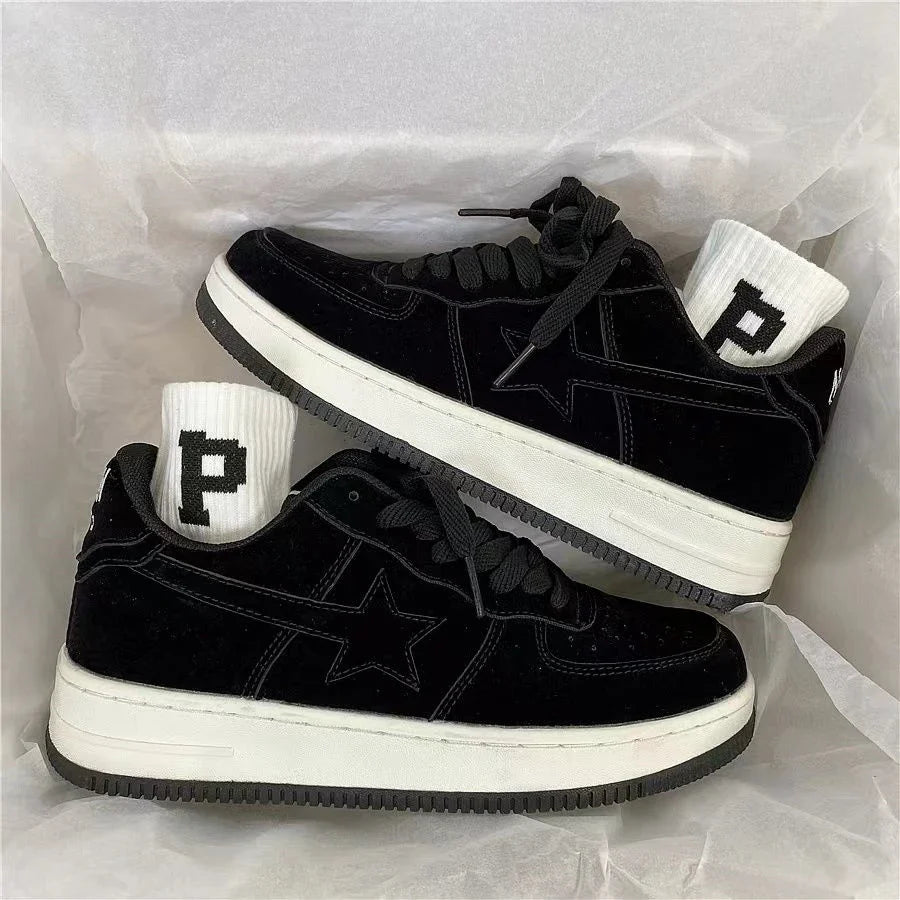 TAIVIMART - Men Casual Sneakers Retro Star Fashion Low Top Couple Skateboard Shoes New Trend Sports Shoes Men Women Running Shoes Jordans