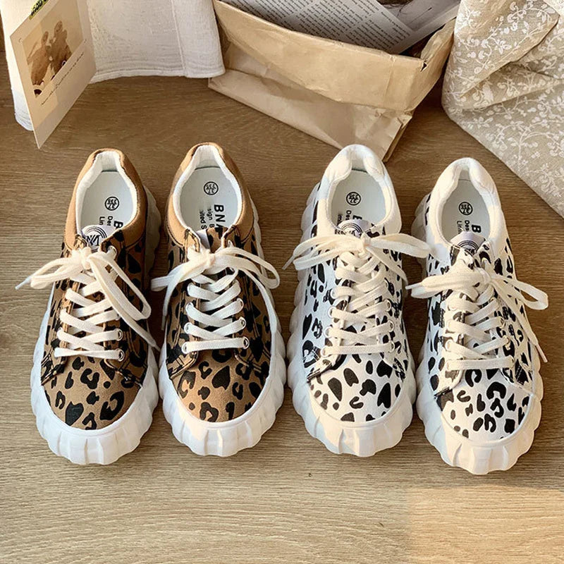 vzyzv  -  Leopard Print Canvas Shoes for Women, Student Thick-Soled Women's Sneakers, Low-Top Non-Slip Retro Casual Shoes