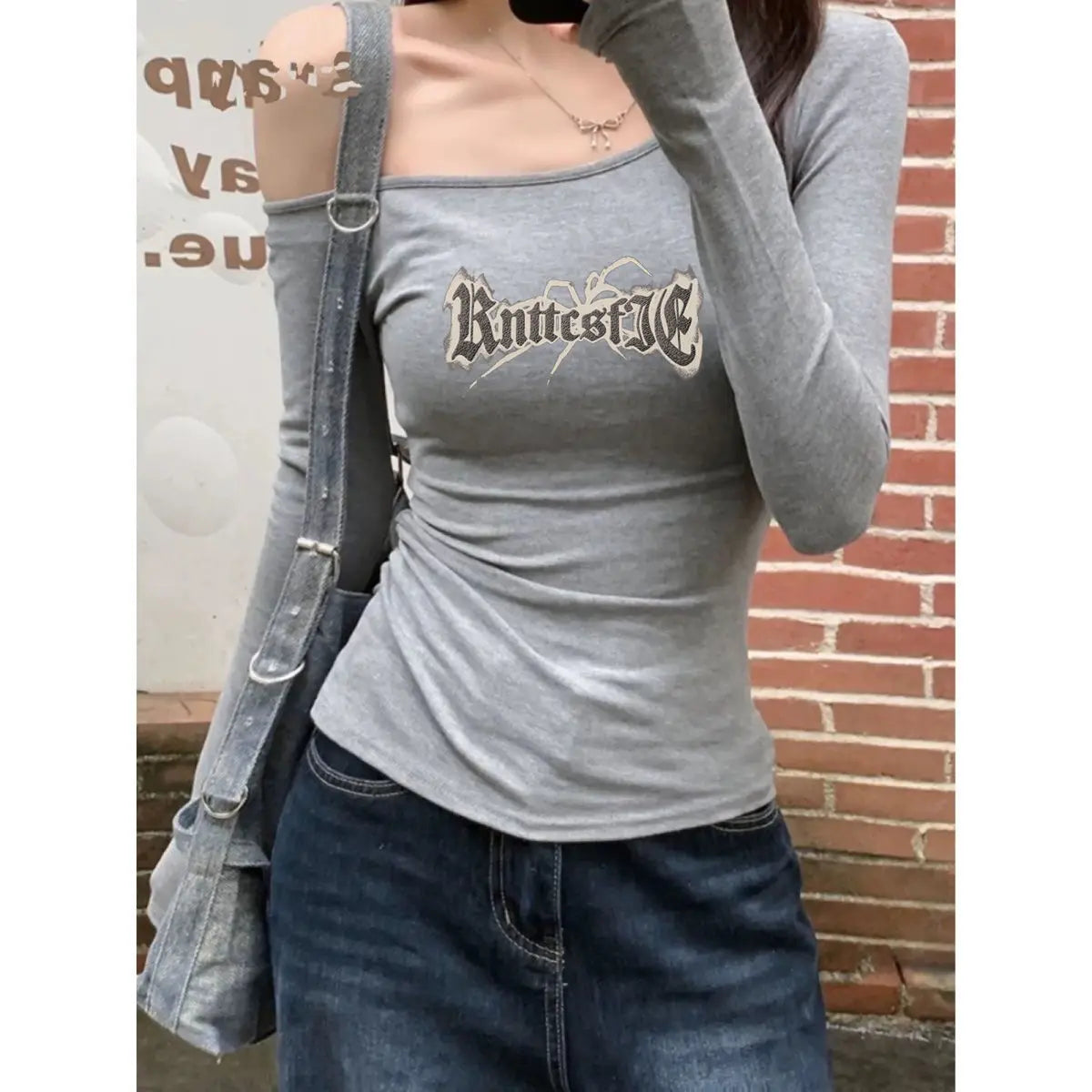 vzyzv  -  Oblique Shouldered Long-Sleeved Autumn New Print Spice Girl T-Shirt Joker Slim Slim American One-Shoulder Bottoming Shirt Woman