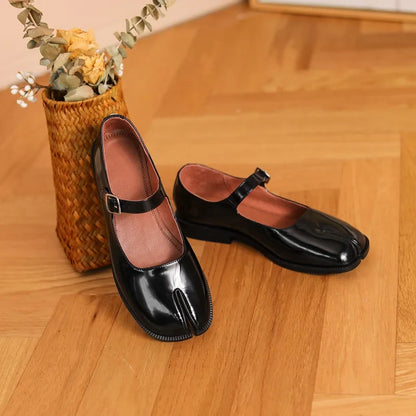 vzyzv  -  Cowhide Real Leather Flats Cozy Retro Mary Jane Ladies Buckle Strap Shoes Split Toe INS Hot Spring Autum Women Simple Shoes