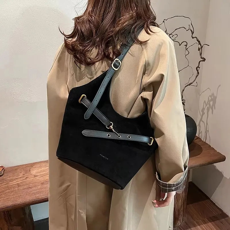 vzyzv  -  Winter Retro Faux Suede Soft  Shoulder Bags For Women New Autumn Winter Simple Bucket Bag Korean Fashion Luxury Handbags