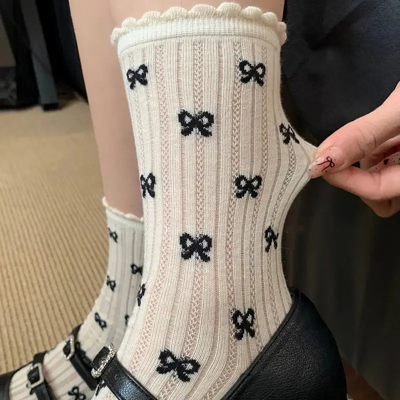 vzyzv -  Summer Thin Bow Dot Lace Mid Tube Socks Versatile Mesh Hollow College Style Sweet Stacked Socks Japanese JK Calf Socks for Women