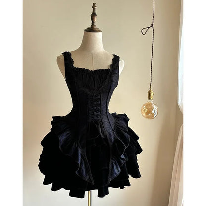 vzyzv  -  Retro Hepburn Wind Black Sling Fishbone Waist Trimming Ruffles Dress