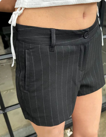 vzyzv -  Sweet Women Black Shorts 2024 Fashion Summer Ladies  Black Vertical Stripes Shorts Vintage Female Casual Pants