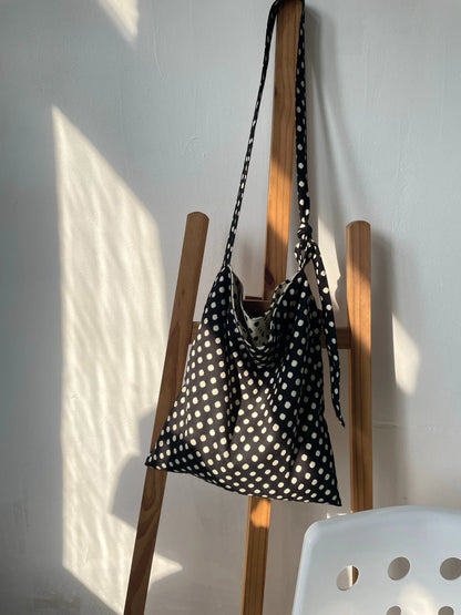 vzyzv  -  Niche Double-sided Black White Polka Dot Bags Female Shoulder Bag Casual All-match Retro All-match Simple Canvas Bags