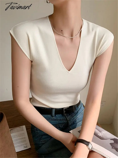 Tavimart Knitted T-shirts Women Summer New Stylish Korean V-neck Short Sleeve Basic Sexy Tops Solid Elegant Fashion Female Slim Tees